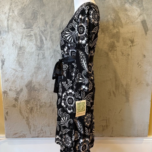 NWT Paisley Floral Monochrome Belted Stretch Dress Sz 16 - Picture 7 of 10